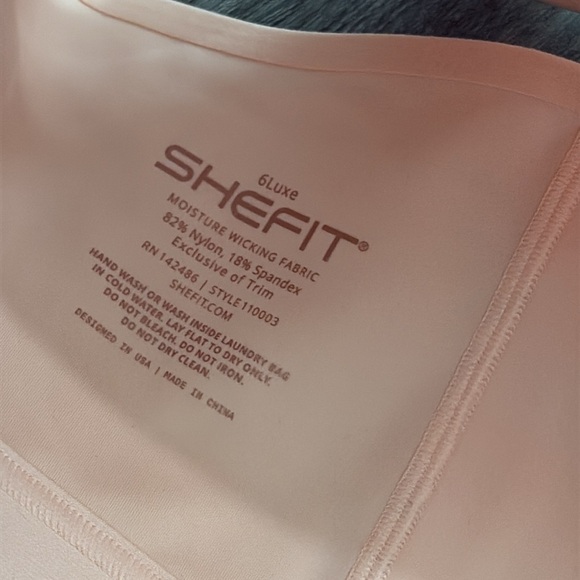 Shefit Bra Size 6Luxe Flex Wireless Adjustable Sports Bra Medium Impact Pink NEW - Picture 8 of 10